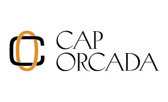 Camping car et logo de Cap Latitude